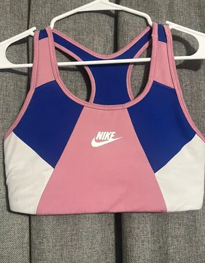 Nike sports bra thumbnail 1