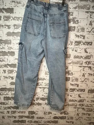 Vervet | women light wash cargo denim jeans 26 thumbnail 10