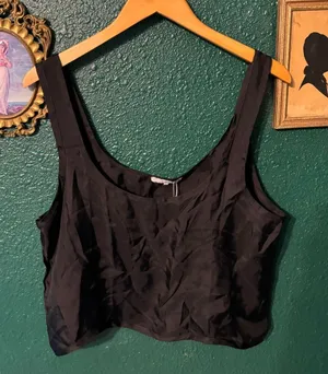 NWT Almina Concept Women Black Cropped Sleeveless Blouse XL thumbnail 1