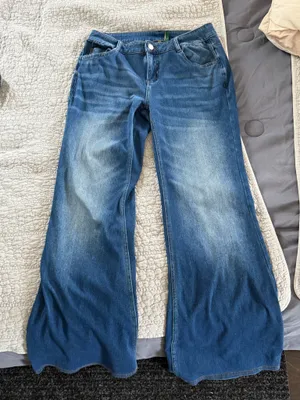 Halara flex low rise flare wash casual jeans thumbnail 1