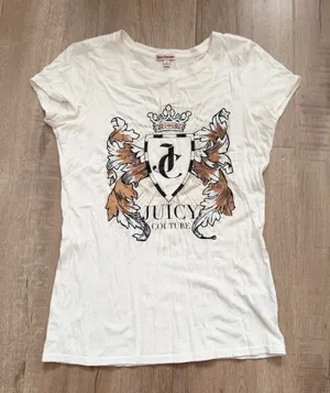 Juicy Couture White Top Crest Logo Tee Shirt Top T Shirt Size S thumbnail 1