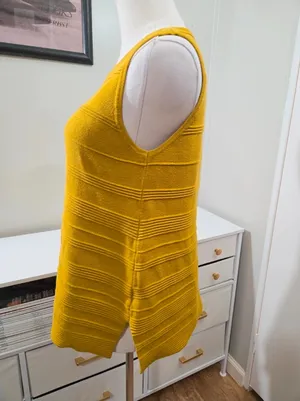 Marla Wynne Sweater Tank (M) thumbnail 2