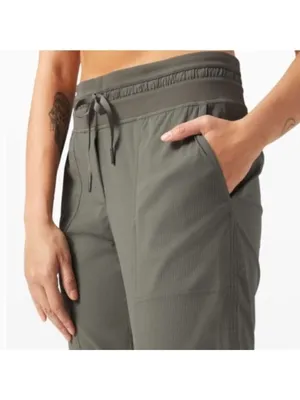Lululemon Dance Studio Mid-Rise Khaki Green Athletic Pants Joggers Crop 25" Sz 4 thumbnail 6
