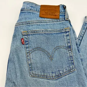 Levi's Blue Wedgie Straight Leg High Rise Jeans Timeless Design-Size 26 thumbnail 2