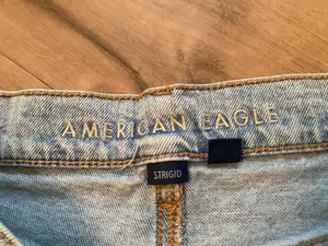 American Eagle Strigid Ripped Jeans High-Waisted Baggy Straight thumbnail 5