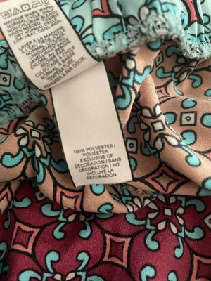 Victoria’s Secret shorts - size large thumbnail 4