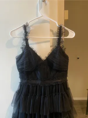 Betsy & Adam Black Formal party Dress with Tiered Tulle, size 4 thumbnail 3