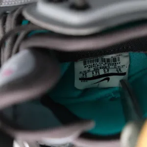 Nike Air Force 270 GS Wolf Grey Hyper Pink Teal AJ8208-005 6Y Women 7.5 Sneaker thumbnail 5