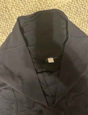 Women size 10 Lululemon cropped leggings thumbnail 5