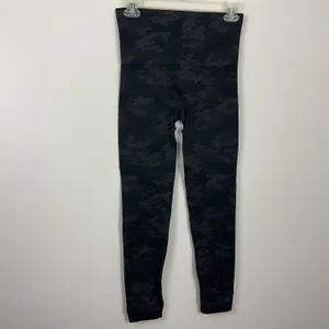 SPANX Look At Me Now Camouflage Print High Waisted Seamless Leggings M thumbnail 3
