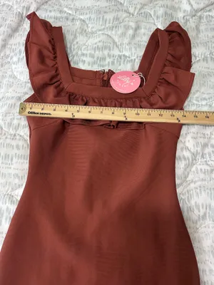 Lilly’s Kloset Size Small Brown Ruffle Bandage Bodycon Midi Dress thumbnail 5