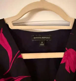 Banana Republic a Dress Bell Sleeves thumbnail 4