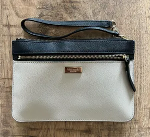 Kate Spade Wristlet thumbnail 1