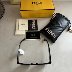 NEW Fendi Roma 50MM Square Sunglasses thumbnail 2