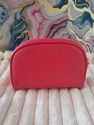 Juicy Couture Hot Pink Rhinestone Dome Makeup Bag thumbnail 8