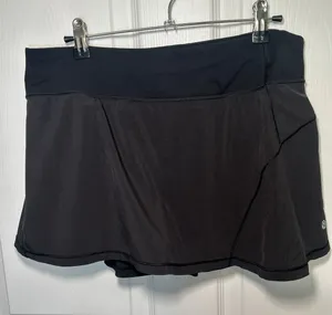 Lululemon Pace Rival Skirt 8 Black Pleated‎ Athletic Tennis Golf Skort thumbnail 1