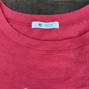 Atlanta Falcons Oversized relaxed Racer Red T-Shirt Women's Medium 47 Brand thumbnail 4