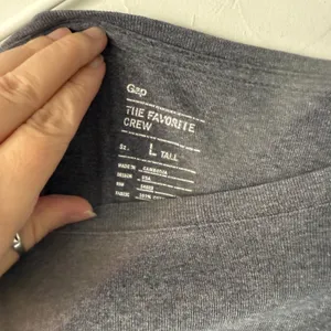 Gap Vintage Y2k The Favorite‎ Crew Long Sleeve TShirt Charcoal Gray L Tall Elena thumbnail 6
