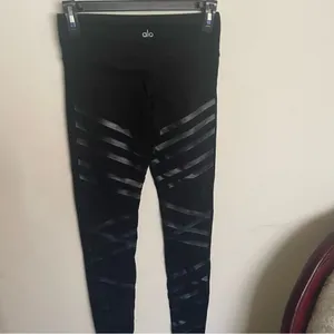 ALO YOGA | Lineal Airbrush Stripe Leggings- Size XS thumbnail 8