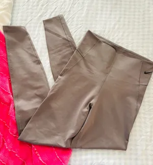 Nike leggings  thumbnail 1