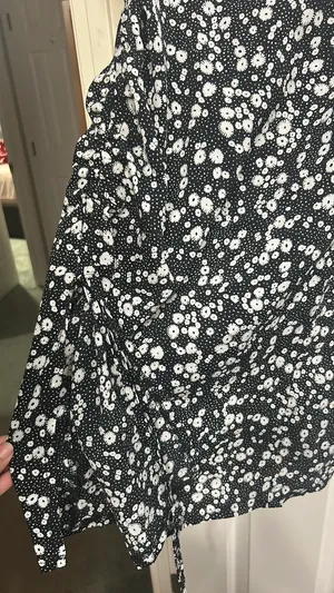 Forever 21 Black Floral Midi Skirt thumbnail 3