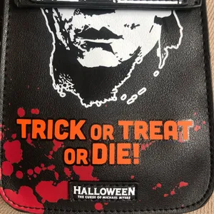 NEW Curse of Michael Myers HALLOWEEN VI Crossbody Bag NWT thumbnail 3