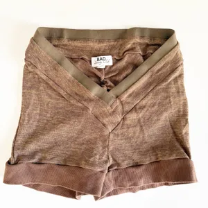 Bad Society Club Womens Brown V-Cut Scrunch Butt Baddie‎ Knit Shorts Size M thumbnail 2