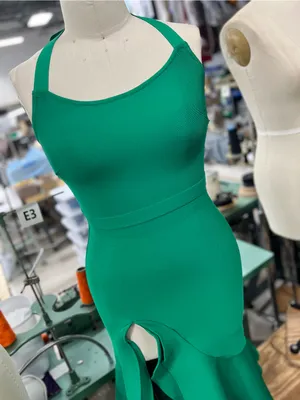 Green Halter Neck Midi Dress with Ruffle Hem XL thumbnail 1