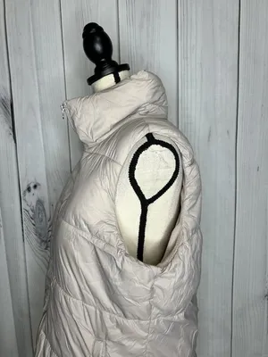Old Navy Women’s Sz L Taupe Brown Puffer Vest Full Zip Snap Pockets Fleece Lined thumbnail 5