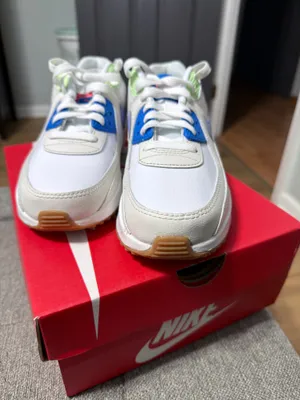Nike Air Max Shoes thumbnail 2
