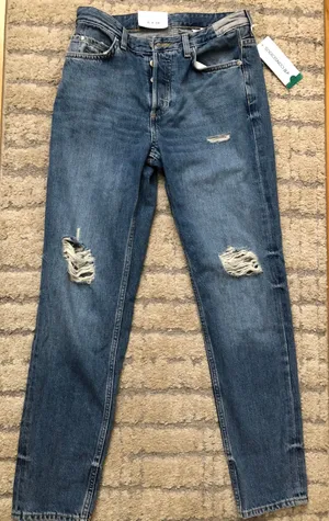Distressed Boyfriend Jeans thumbnail 2