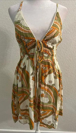 Retro mini dress thumbnail 1