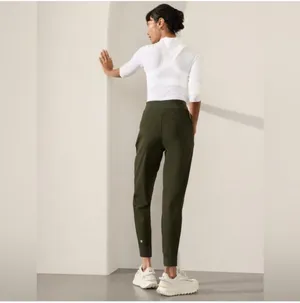 Athleta Headlands Hybrid Trek Mid Rise Jogger thumbnail 2