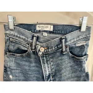 Abercrombie & Fitch Cross Band Waisted Super Skinny Ankle Women's 26 2R thumbnail 4