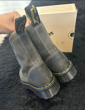 DR MARTENS Anistone LO charcoal leather boots booties shoes women’s 9 new thumbnail 4