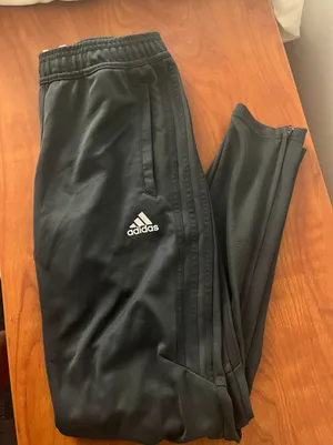Joggers thumbnail 1
