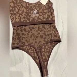 Free People PRINTED CLEAN LINES Clean Lines Bodysuit Size M/L thumbnail 13