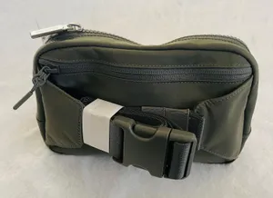 Lululemon Everywhere Belt Bag Grey Sage thumbnail 2
