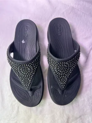 CROCS Women's Black Embellished Wedge Thong Sandals thumbnail 4