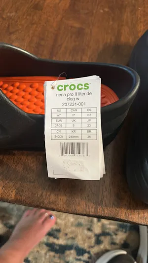 Crocs Clogs thumbnail 3
