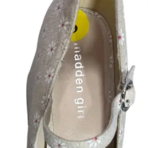 Madden Girl Women's Mantel Mary Jane Flower Print Platform Heels Size 9 Feminine thumbnail 3
