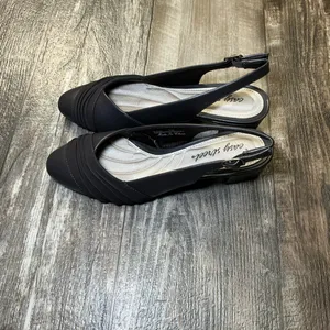 Easy Street Dark Brown Slingback Heels Size 7 thumbnail 9