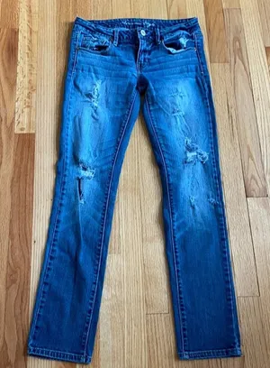 American Eagle Outfitters Skinny Distressed Low Rise Stretch Jeans size 6‎ thumbnail 1