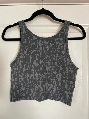 Lululemon tank (6) thumbnail 3