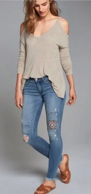 Abercrombie & Fitch Beige Ribbed Knit Cold Shoulder Asymmetrical Hem Blouse Top thumbnail 1