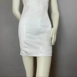 Elliatt Snakeskin White Dress Mini Off The Shoulders‎ Cut-Out Short Animal Print thumbnail 6