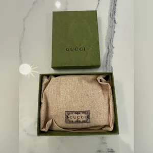 Gucci GG Marmont Heart Shaped AirPods Case thumbnail 7