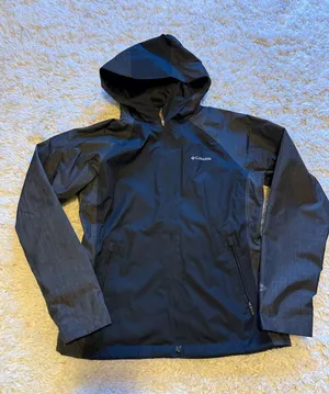 Columbia Women's Black Hooded Rain Jacket thumbnail 1