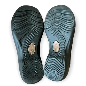 Earth Origins Black Leather “Victoria” Loafer thumbnail 9