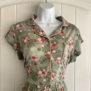 Balletcore Floral Green & Pink Satin Bow Pajama Set by Cynthia Rowley Sz Medium thumbnail 5